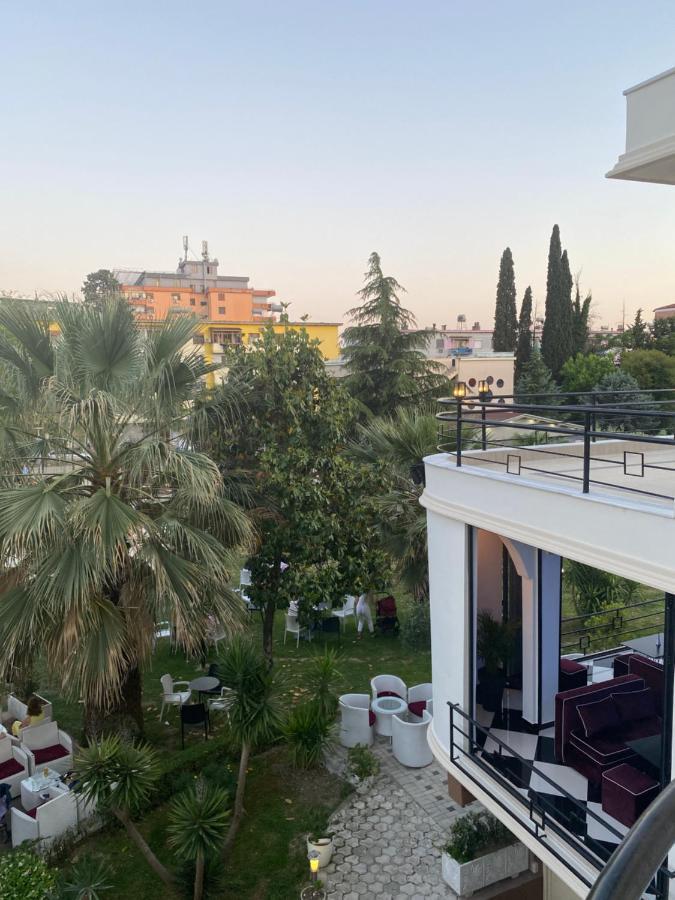 Garden Boutique Hotel Elbasan Exteriör bild
